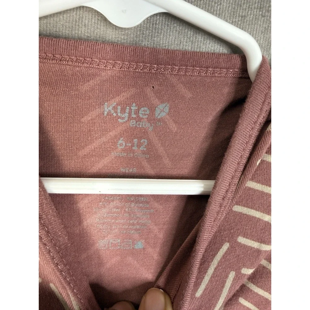 Kyte Baby Snap Bamboo Playsuit Romper In Mauve Baby Size 6-12 Months